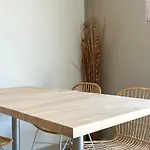 Le 2*