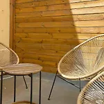 Le Hotel