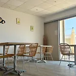 Le Hotel Carnon-Plage