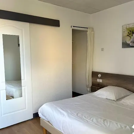 Hotel Le 2*