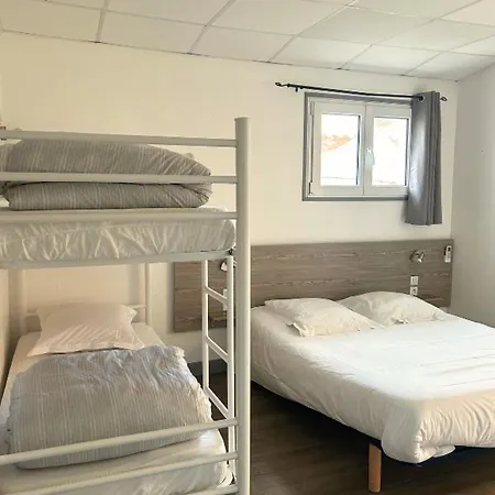 Le Hotel