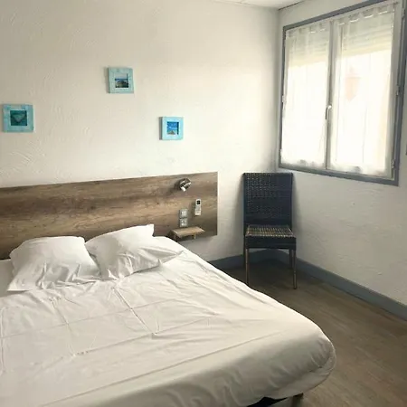 Le Hotel