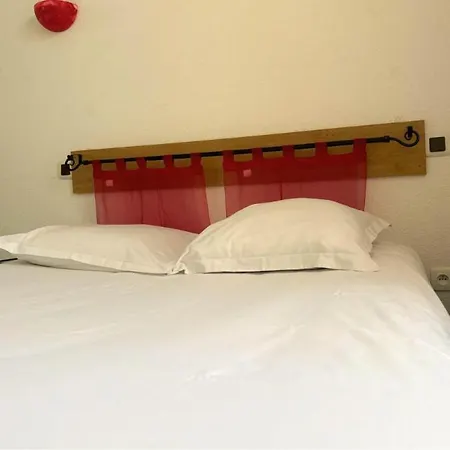 Le Otel