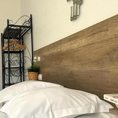 Hotel Le Carnon-Plage