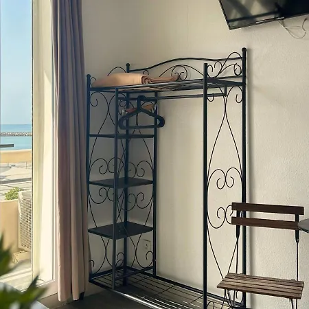 Hotel Le 2*