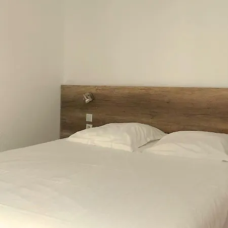 Hotel Le 2*