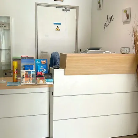 Le Hotel Carnon-Plage